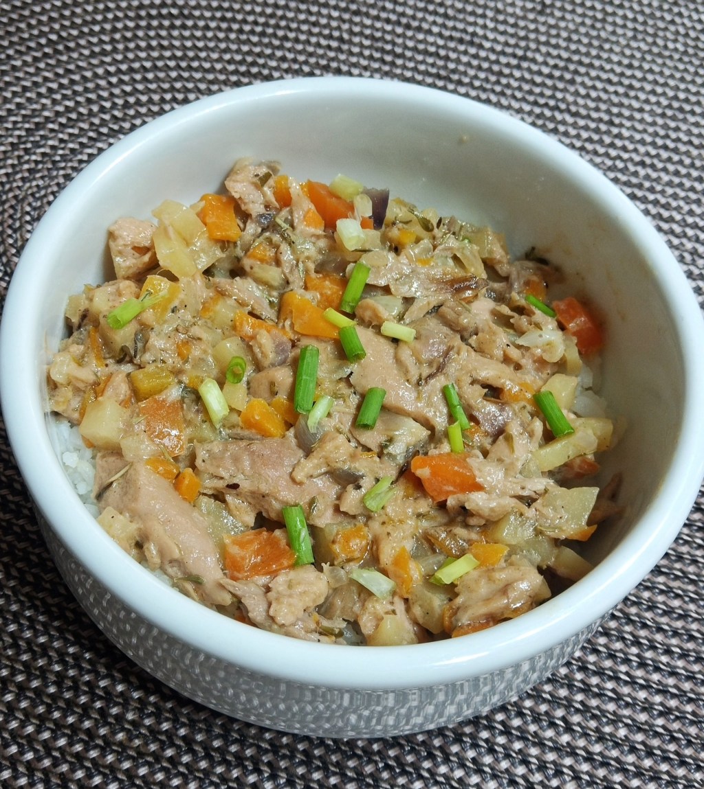 Lazy Kitchen Ep. 15: Mango Graham Float and Creamy Tuna Rice&nbsp;Bowl